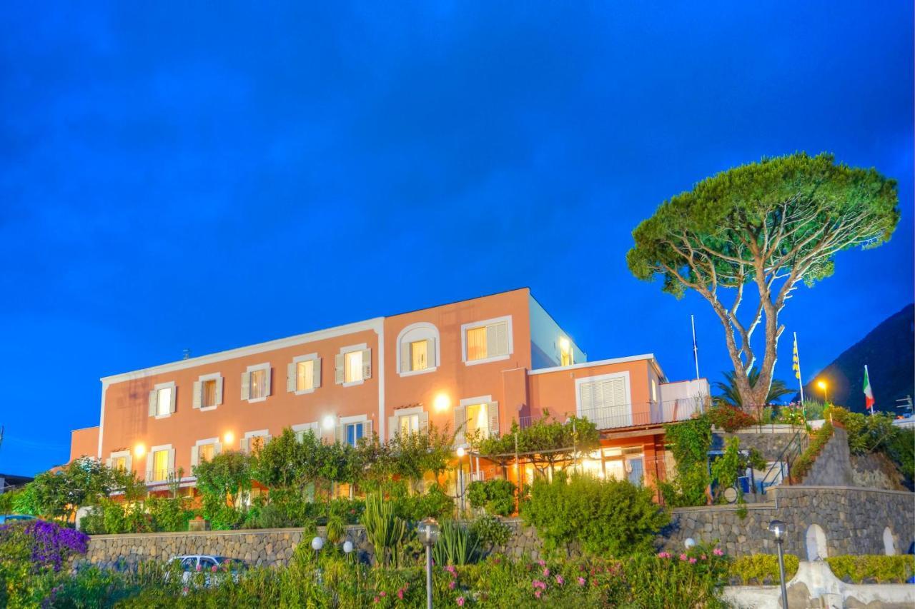 Forio di Ischia Hotel Villa Mena מראה חיצוני תמונה