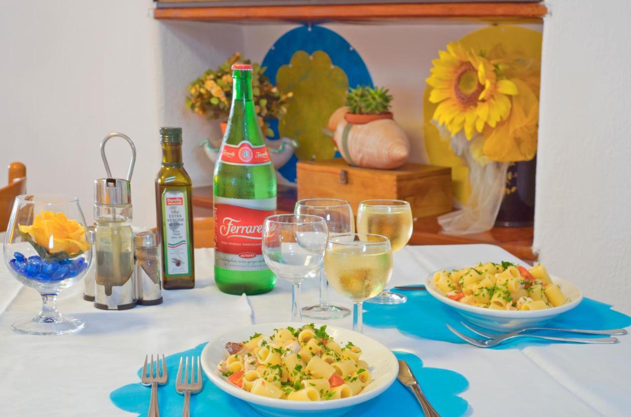 Forio di Ischia Hotel Villa Mena מראה חיצוני תמונה
