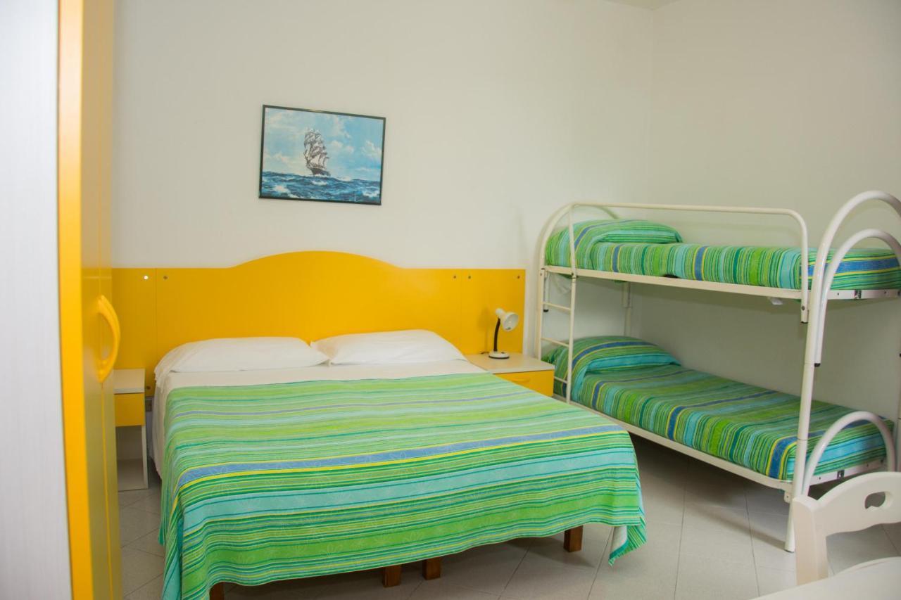Forio di Ischia Hotel Villa Mena מראה חיצוני תמונה