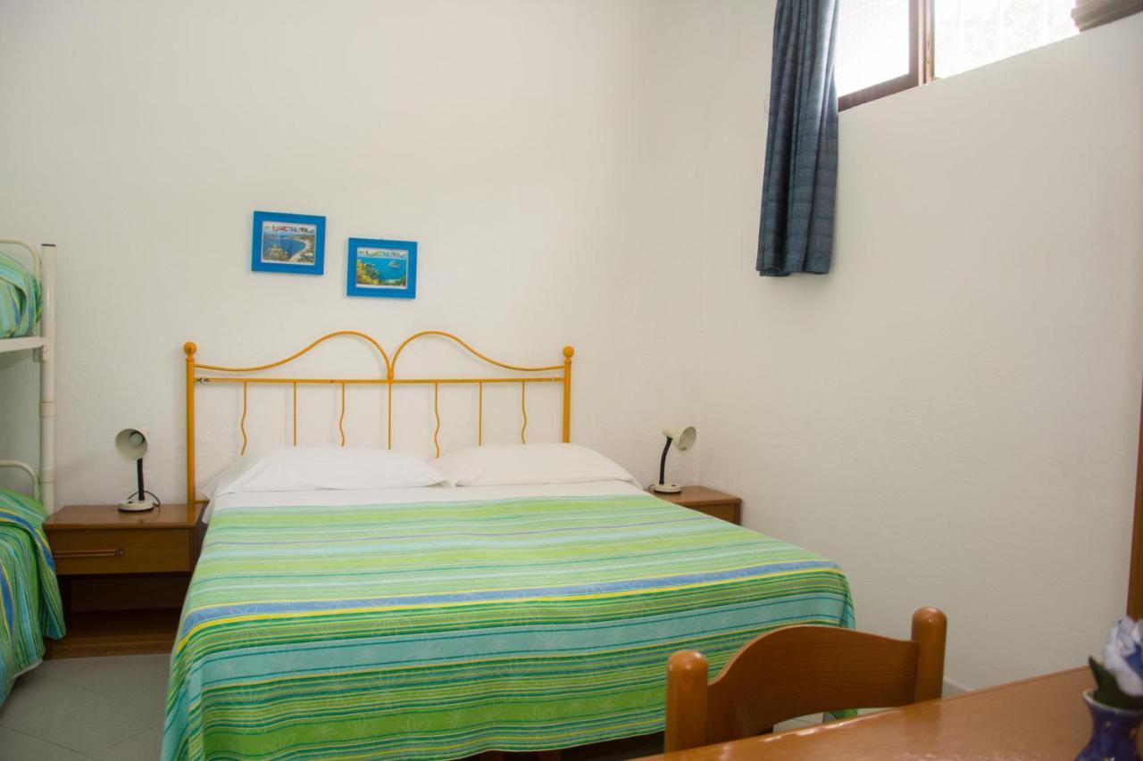Forio di Ischia Hotel Villa Mena מראה חיצוני תמונה