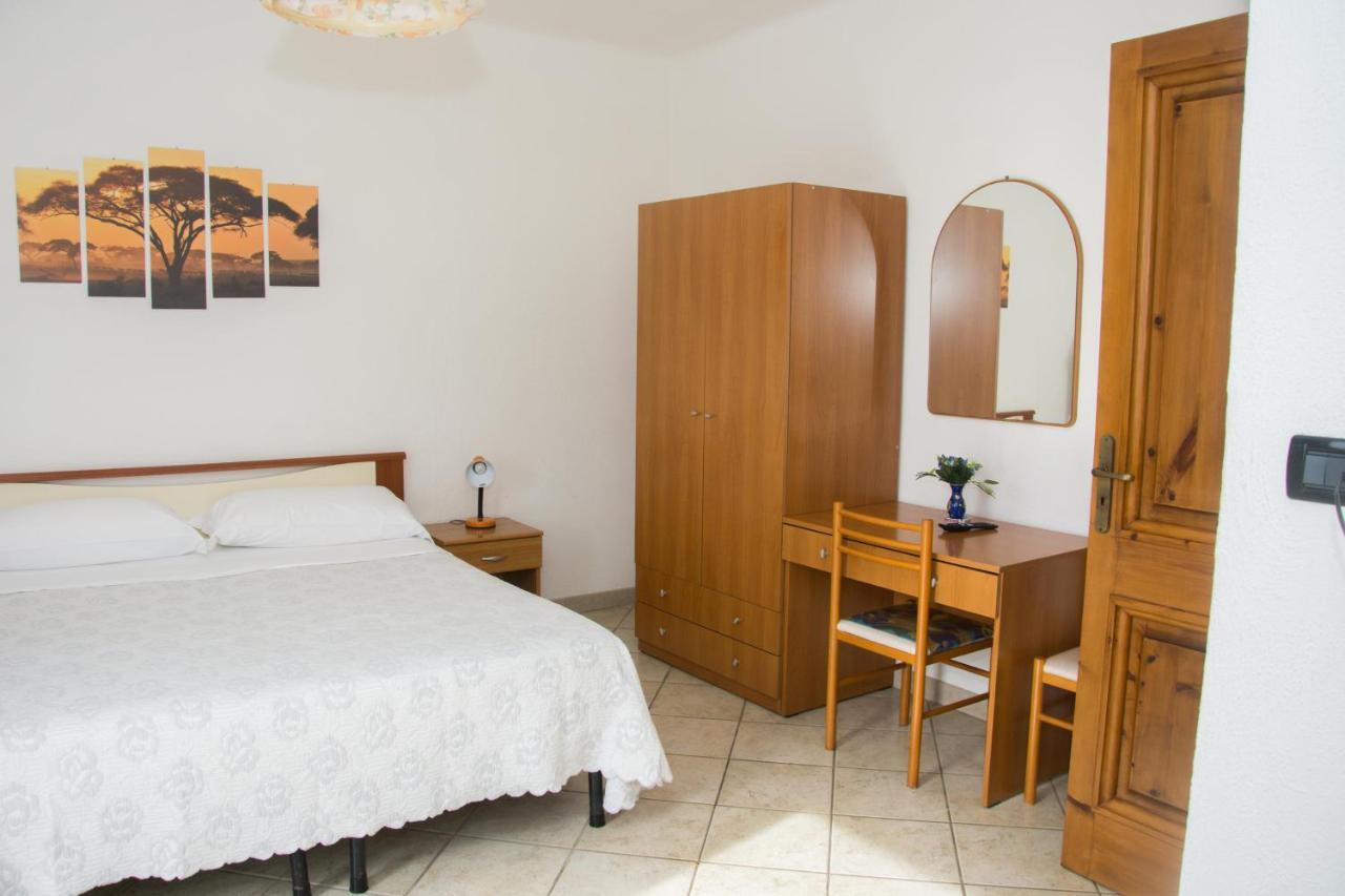 Forio di Ischia Hotel Villa Mena מראה חיצוני תמונה